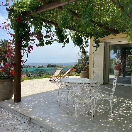 Villa Palm Hill Piedimonte Etneo Buitenkant foto